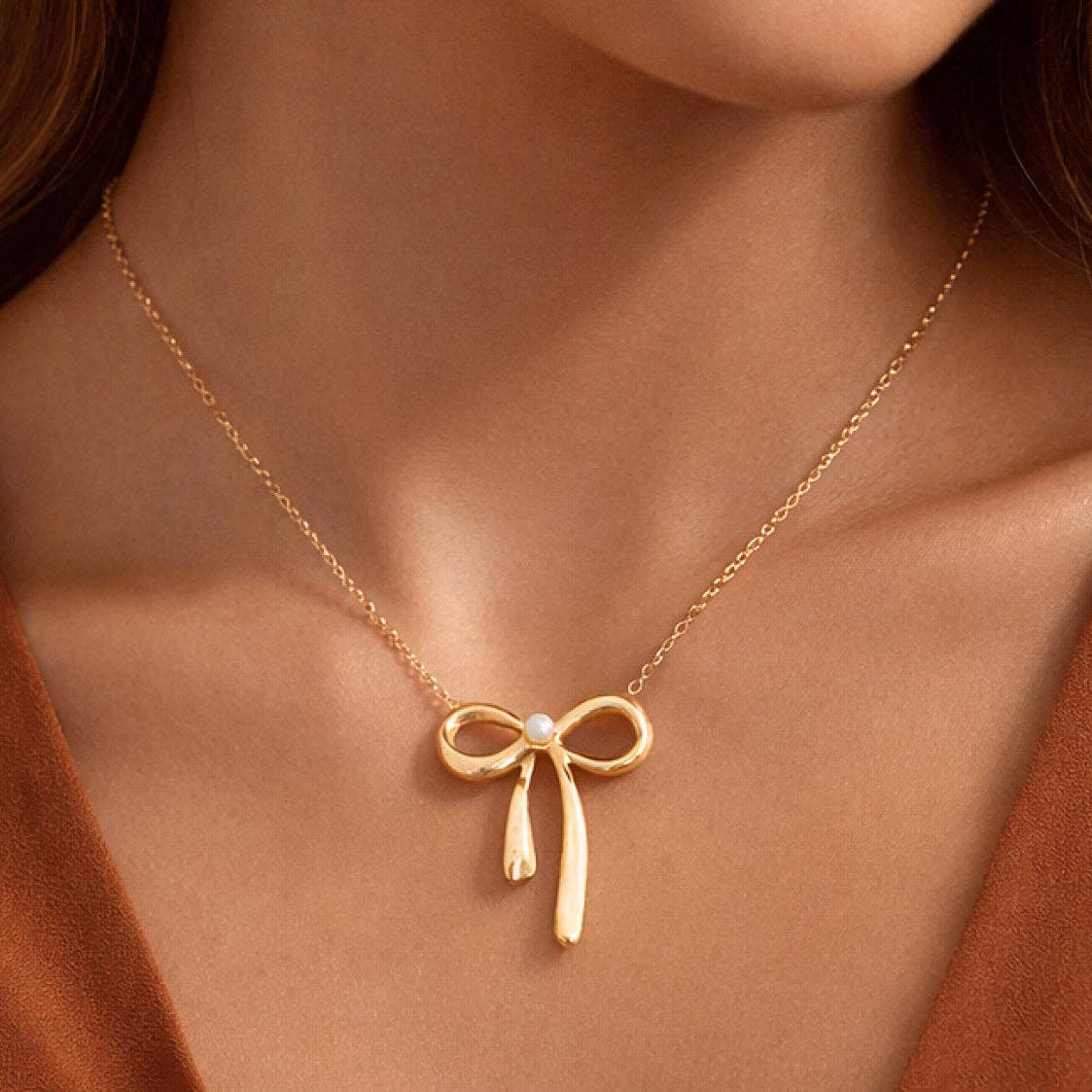 18K Gold PVD Plated Waterproof Stainless Steel Bow Necklace